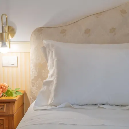 Dimora Delle Rose - Ligurian Sea View Estate Apartment *