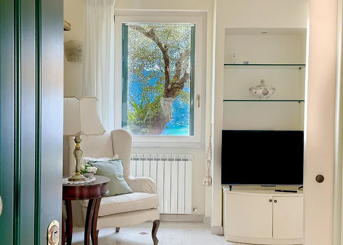 Dimora Delle Rose - Ligurian Sea View Estate Апартаменты Рекко