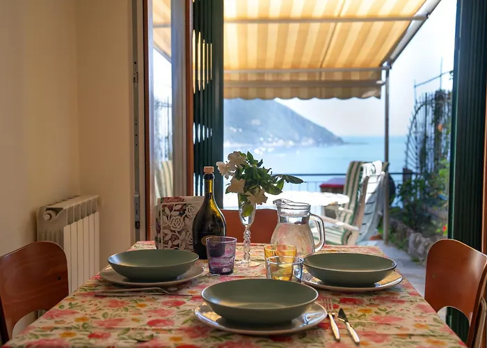 Dimora Delle Rose - Ligurian Sea View Estate Апартаменты