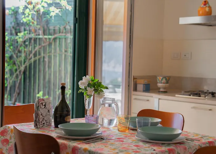 Dimora Delle Rose - Ligurian Sea View Estate * Рекко